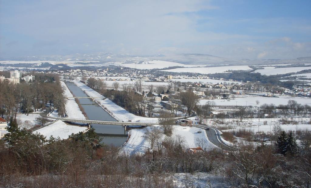 Panorama Hotel Piest'any Buitenkant foto